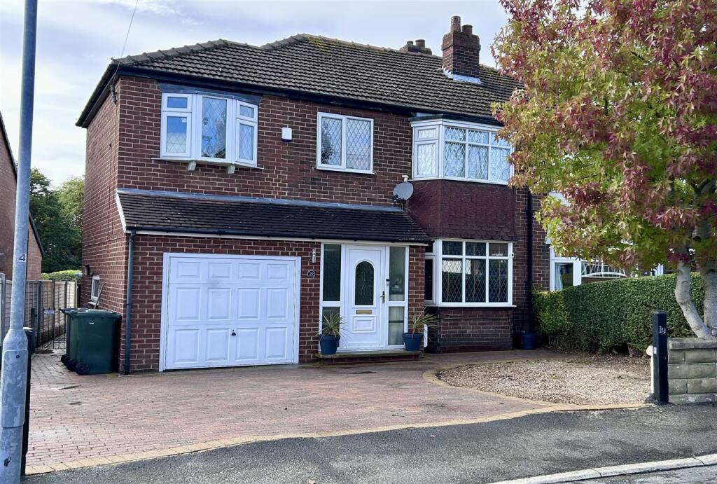 Main image of property: Park Avenue, Mirfield