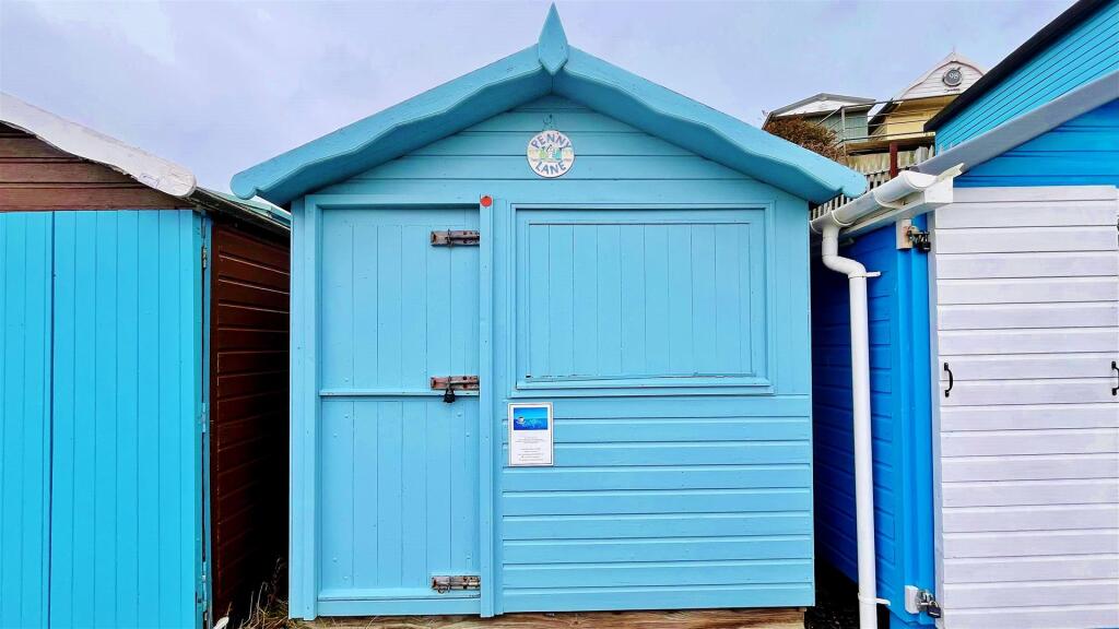 Studio other on Southcliff, Walton-on-the-Naze, Essex, £22,000