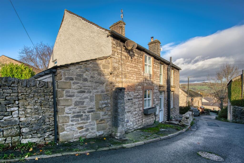 Main image of property: Hill Head, Bradwell, Hope Valley