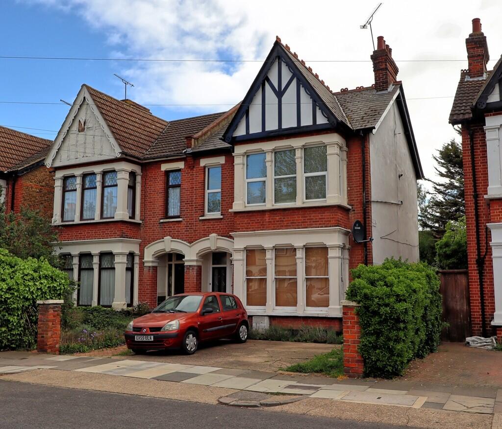 Main image of property: Westcliff-on-Sea 