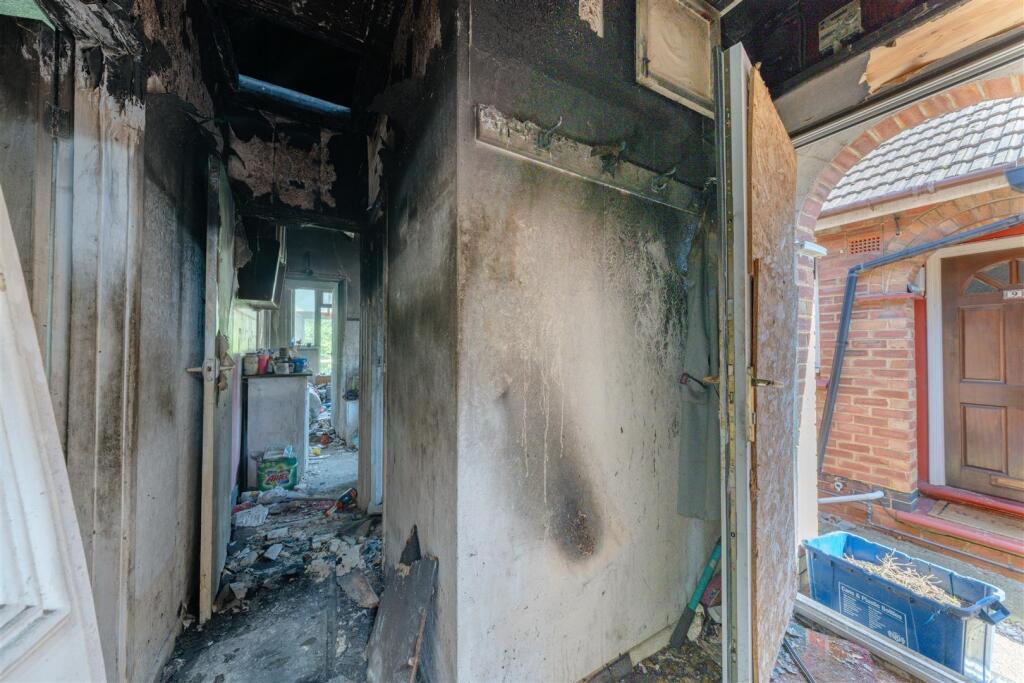 House in Northampton, Dallington - View 4