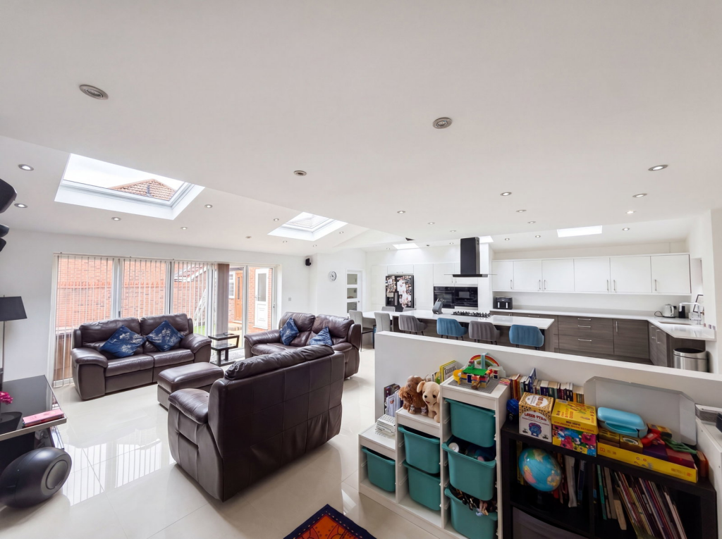 Stockley Crescent, Shirley, Solihull, B90 3SQ - More