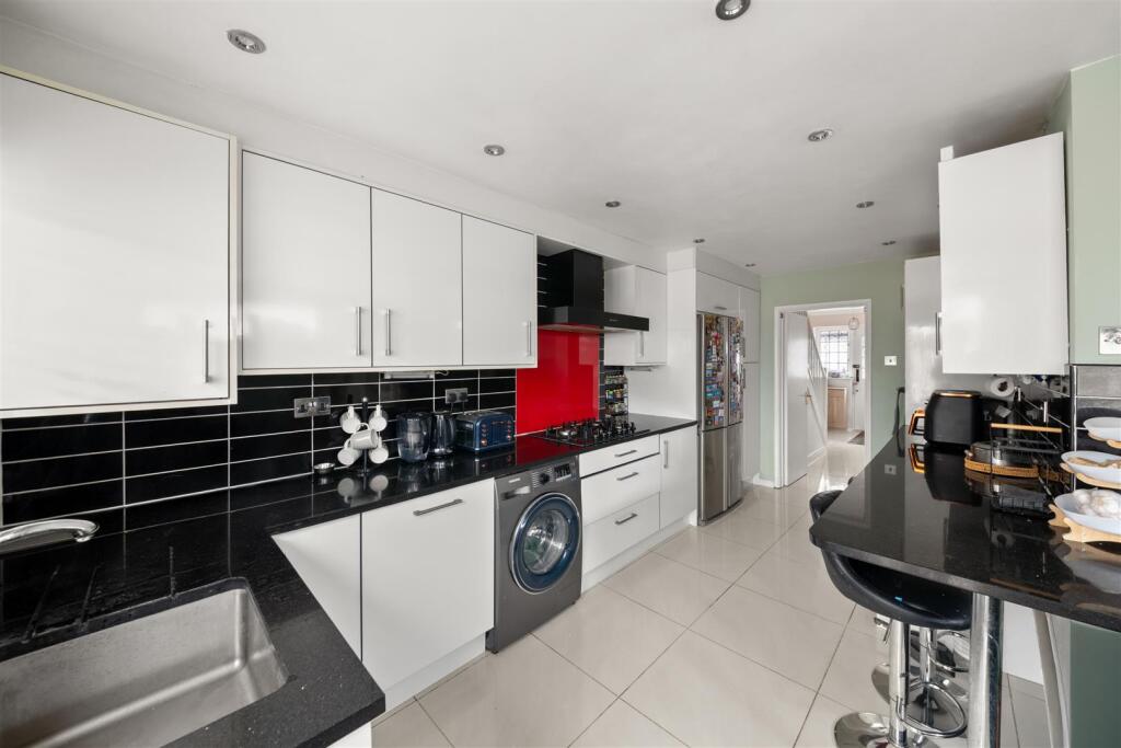 House in Southall - View 4