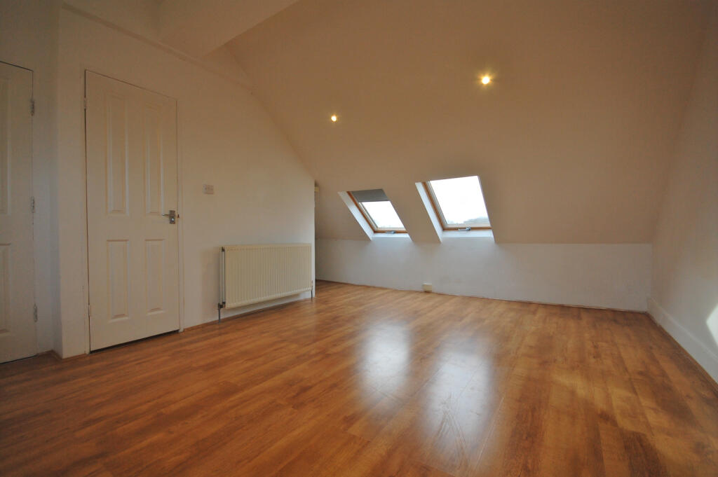Main image of property: Firs lane, N21