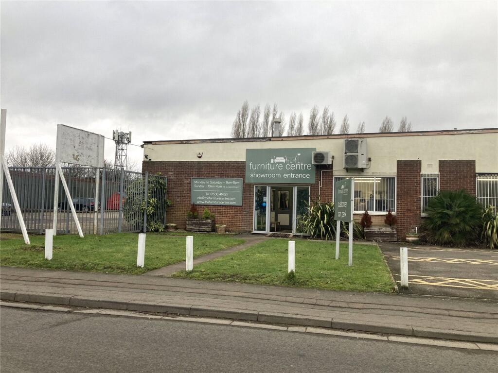 Main image of property: Pytchley Lodge Rd, Pytchley Lodge Industrial Est, Kettering, Northants, NN15