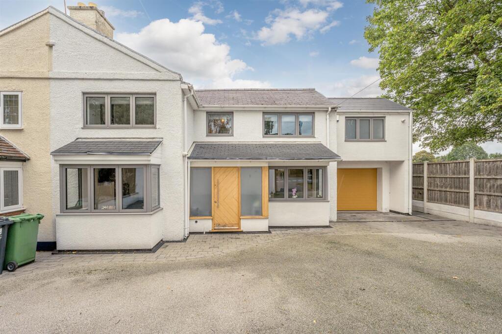 4-bed semi-detached on Cot Lane, Kingswinford, DY6 9SB, £625,000