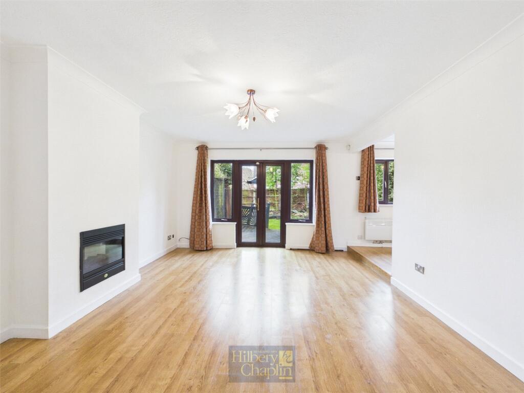 Acorn Place, Langdon Hills, Basildon, Essex, SS16 photo 3