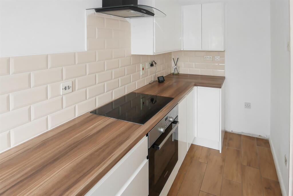 York Road, Littlehampton photo 4