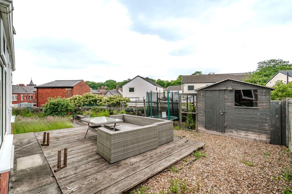 House in Chorley, Heapey - View 4