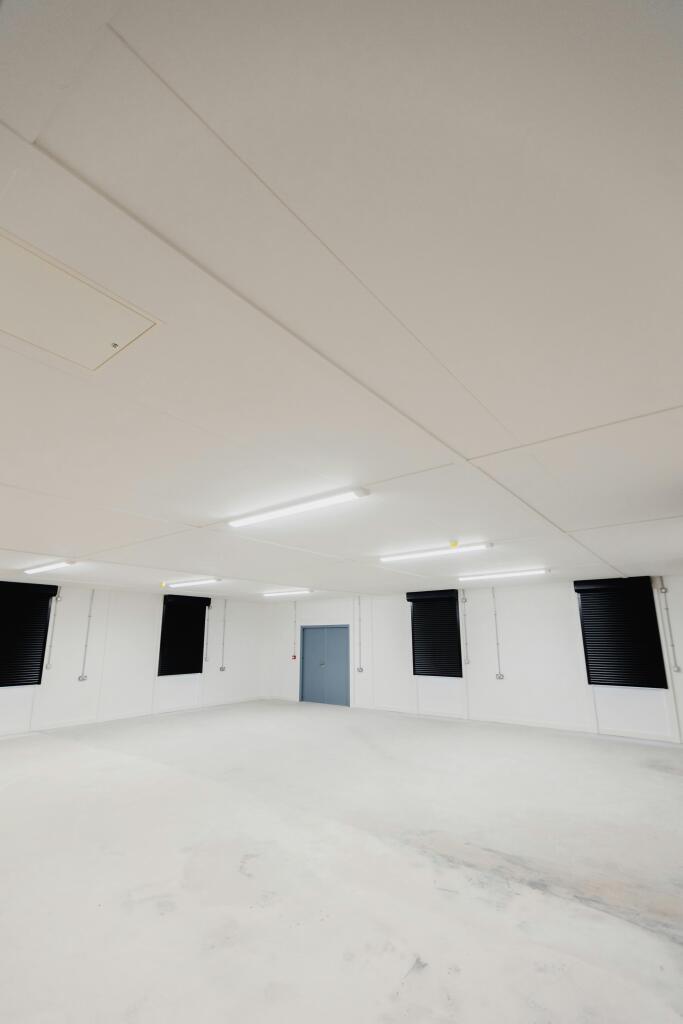 Base Business Space, Light Workshops – I15 – I16