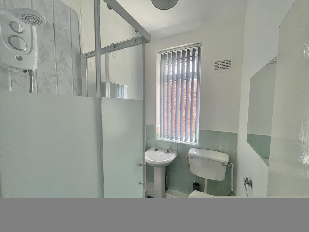 Apartment in Manchester, Harpurhey - View 4