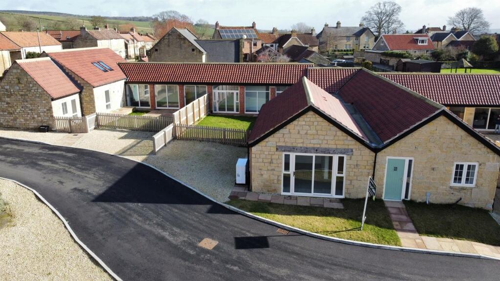 Main image of property: The Courtyard, Wilton, Pickering