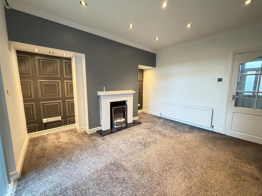 House in Durham - View 3