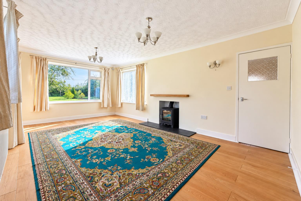 House in Peterborough - View 4