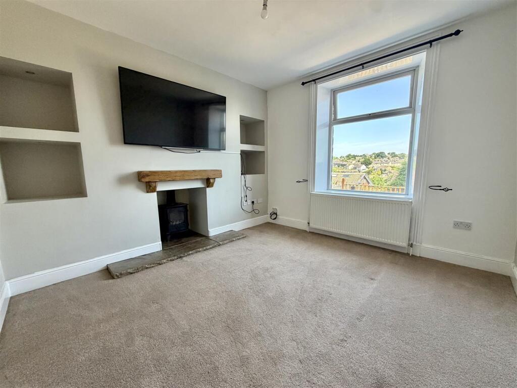 Mount View, Oakworth, Keighley photo 3