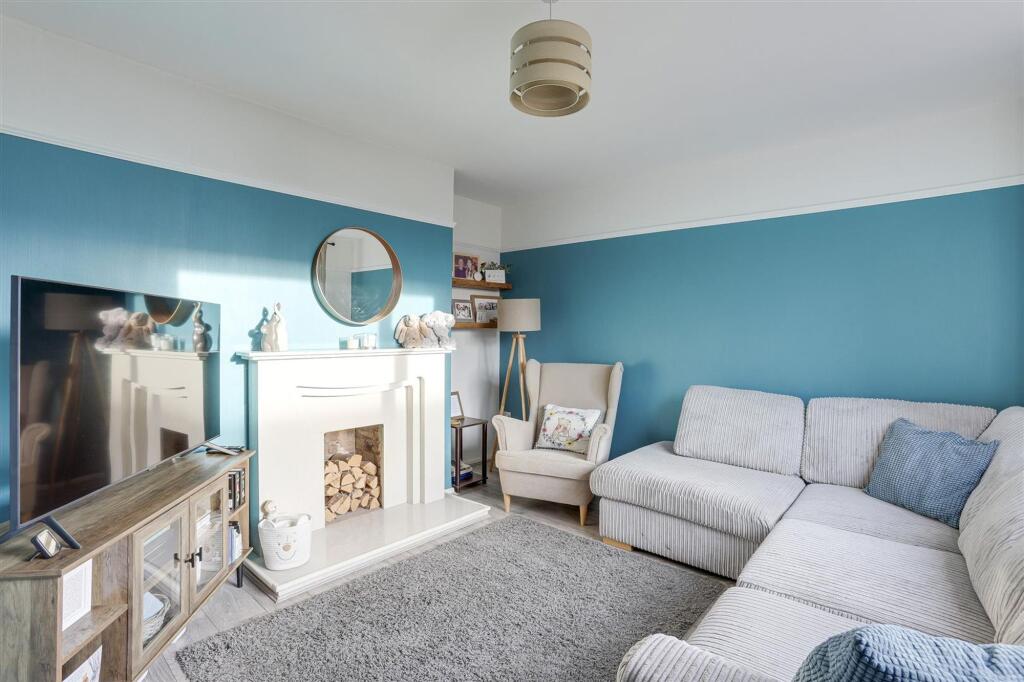 Vine Crescent, Sandiacre, NG10 photo 2