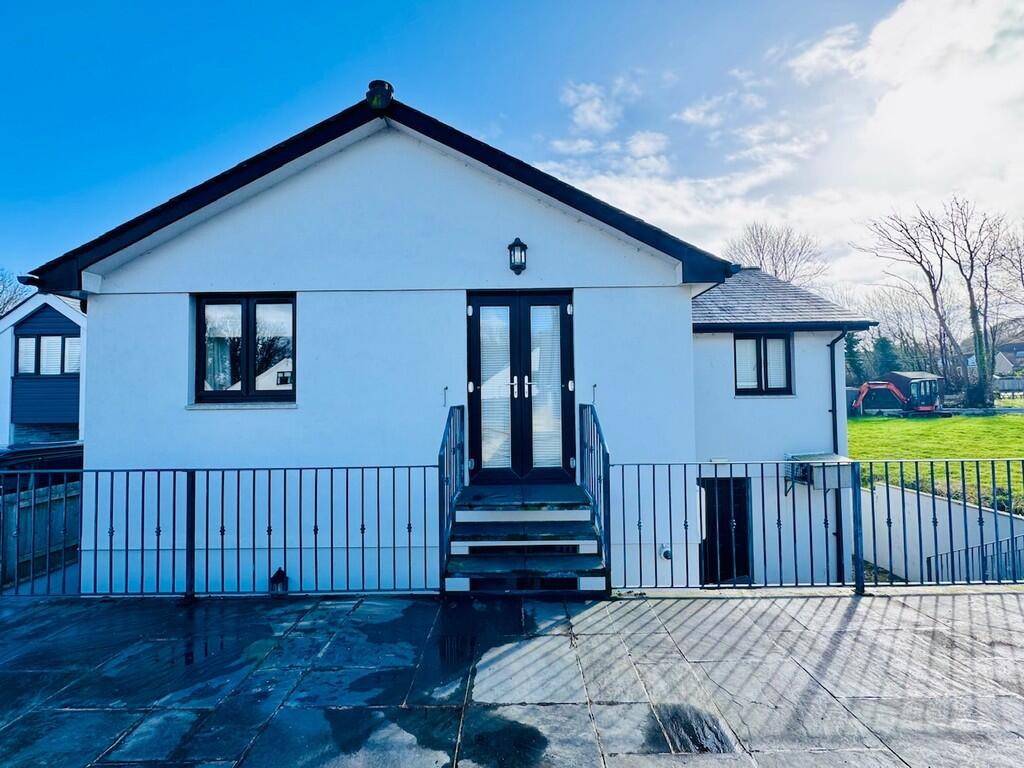 House in Plymouth - View 4