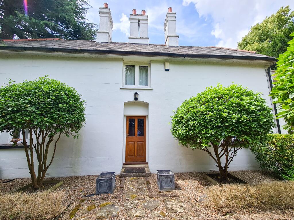 Main image of property: Laleham Park, Laleham