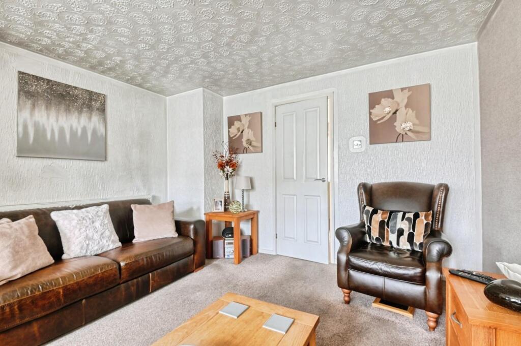 House in Tamworth, Stonydelph - View 4