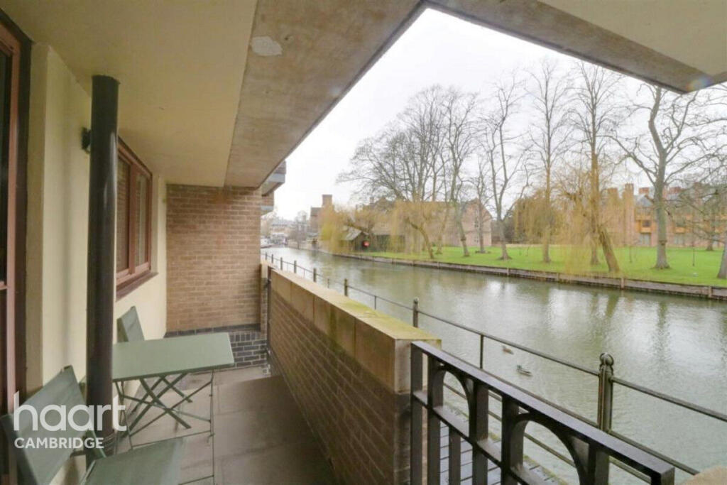 Main image of property: Beaufort Place, Thompsons Lane, Cambridge