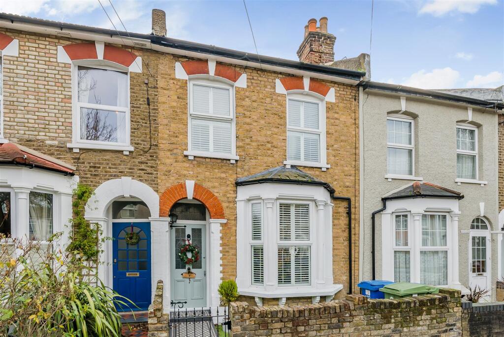 Main image of property: Wroxton Road, London