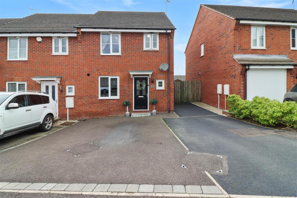 Main image of property: East Street, Doe Lea, Chesterfield