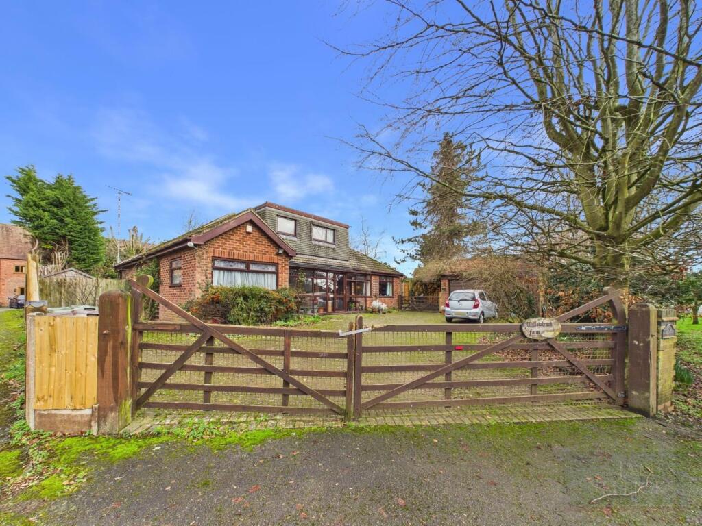 Main image of property: Willowbrook Farm, Cooks Lane, Kilby Bridge, Wigston