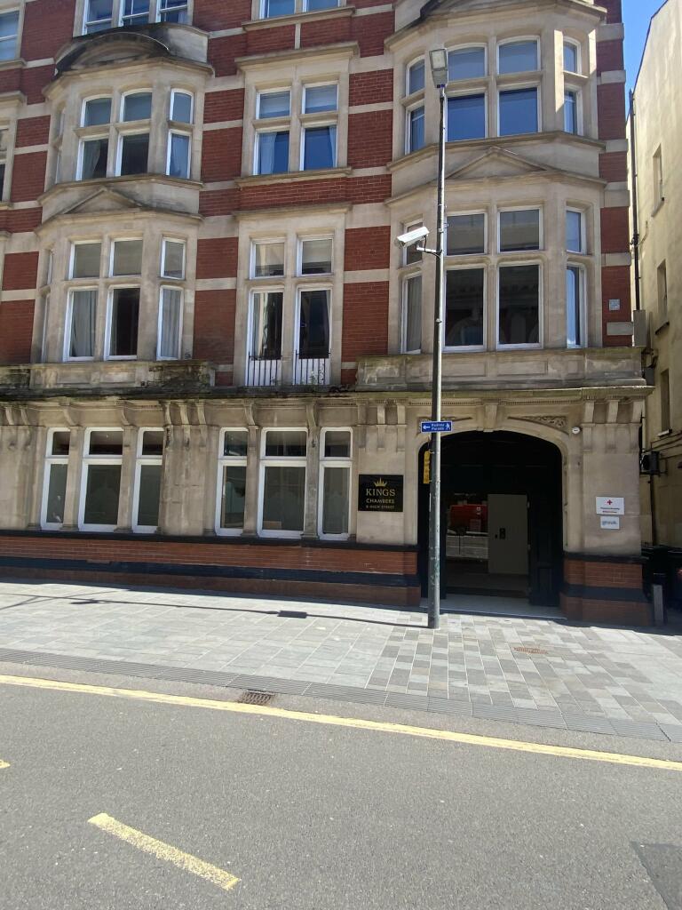 Main image of property: Kings Chambers, 8 High Street, Newport