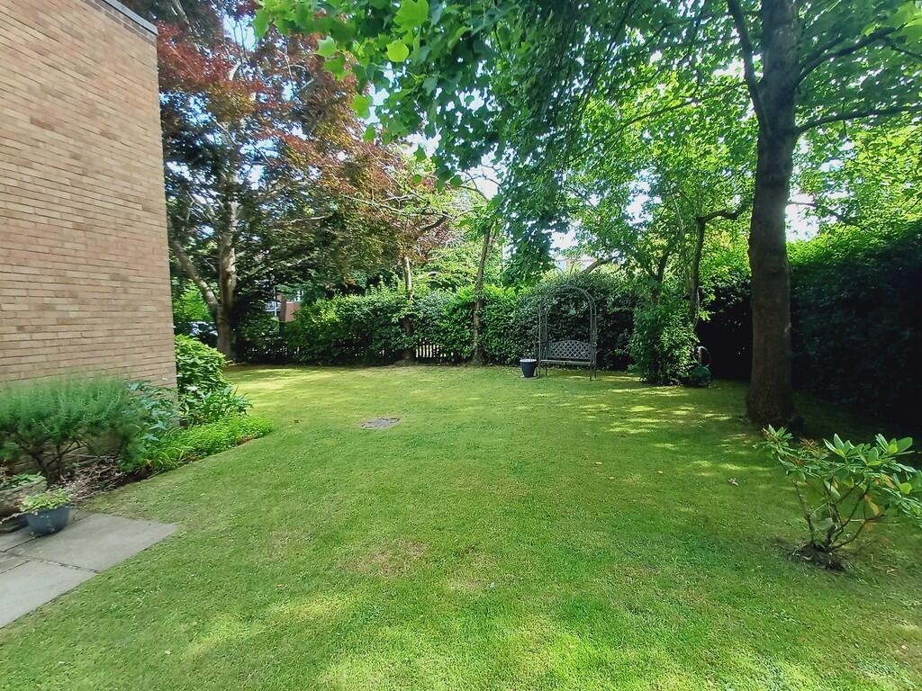 Wellington Road, Bournemouth photo 2