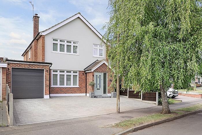 Main image of property: Green Walk, Ongar, CM5