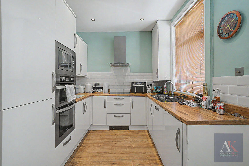 Featherstall Road, Littleborough, OL15 8NY  photo 4