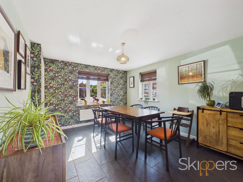 House in Tonbridge - More