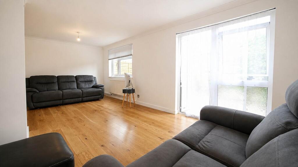Drovers Way, Hatfield photo 5
