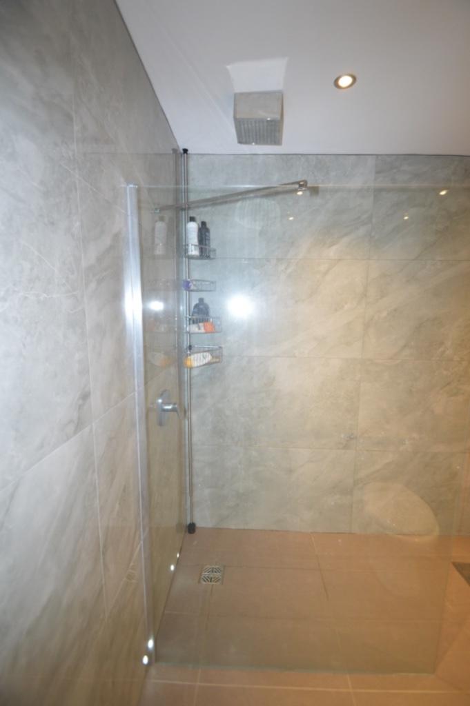 6 bedroom terraced house for rent