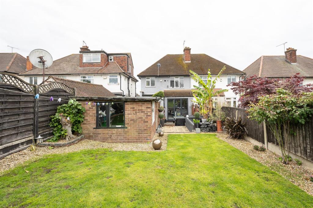 Priory Avenue, Chingford - View 3