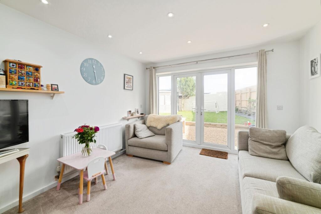 House in Goodwick, Fishguard and Goodwick - View 4