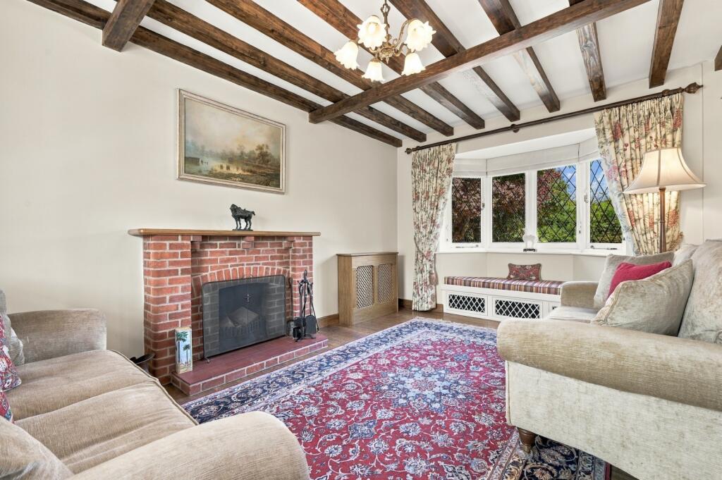 House in Uttlesford, Causeway End, Felsted - View 3