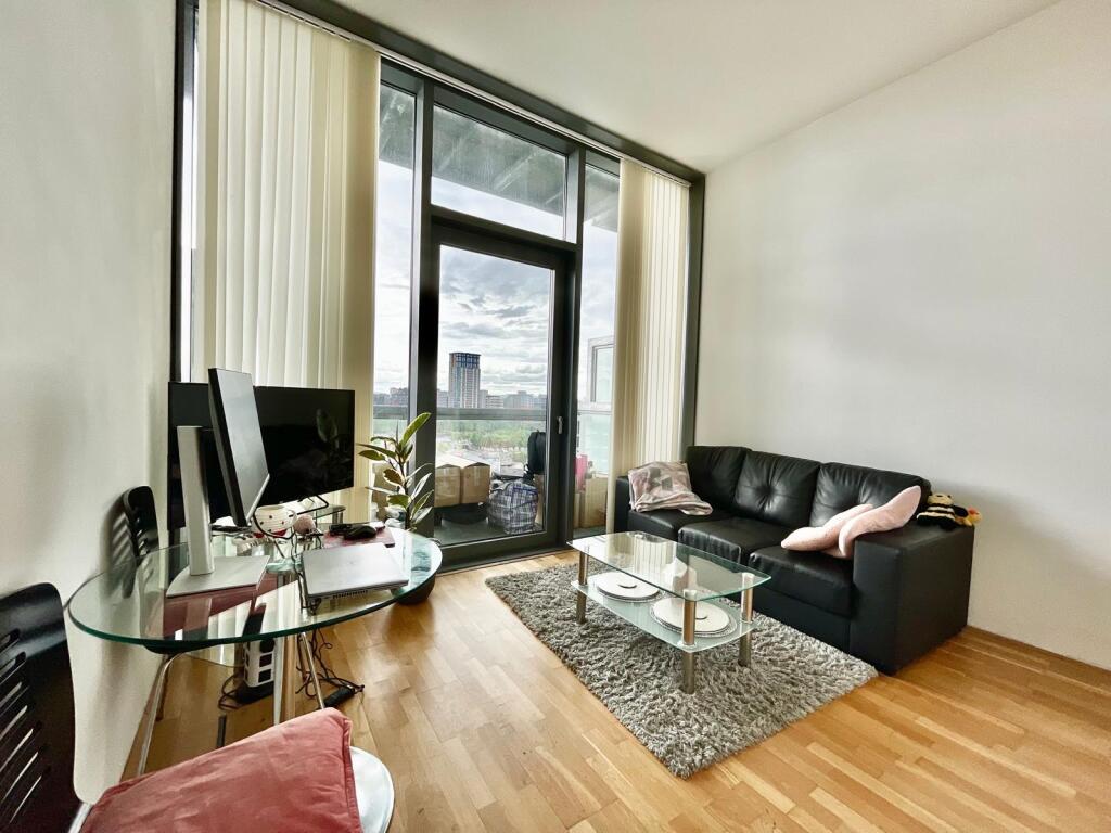 Main image of property: Clippers Quay, Salford, M50