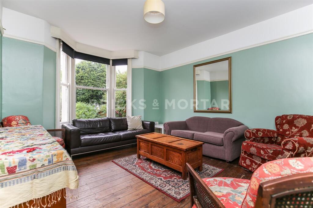 House in Newcastle upon Tyne - View 5