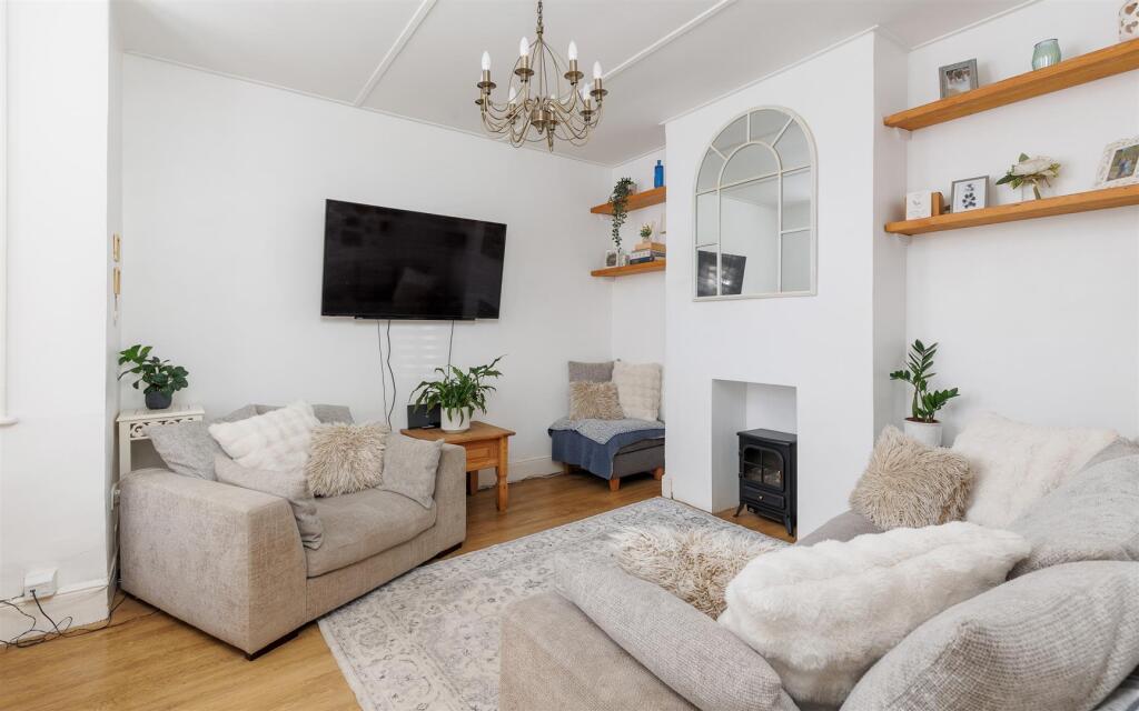 House in Portsmouth - View 4
