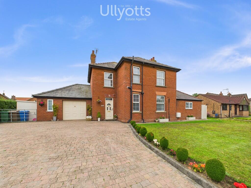 4-bed detached on Main Street, Beeford, £430,000