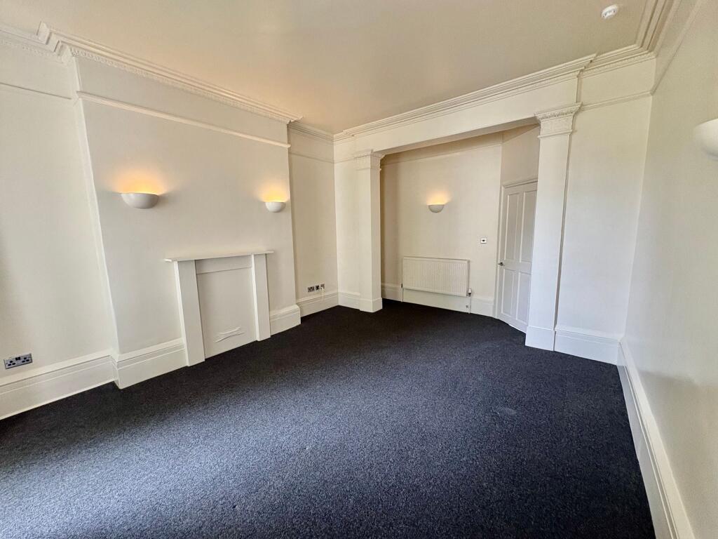 Apartment in Brighton - View 4