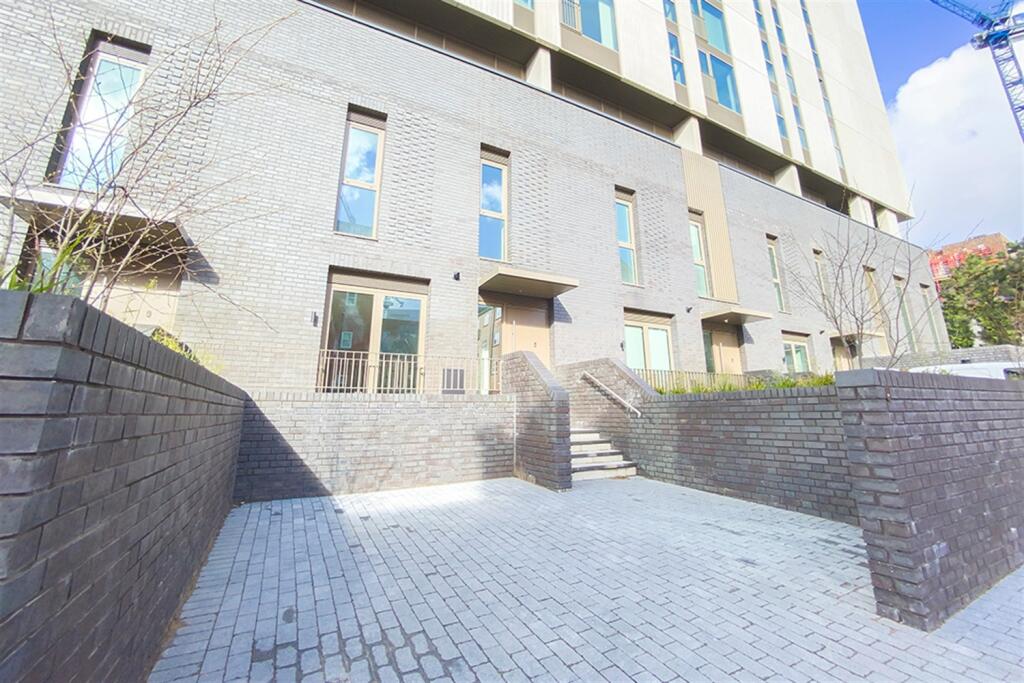 Main image of property: Millbank Street, M1