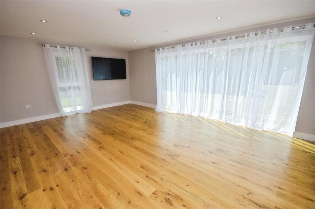 House in Chelmsford - View 3