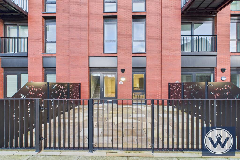 Main image of property: Shale Lane, M5