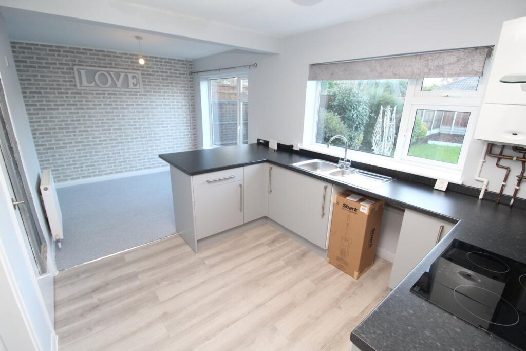 Gwendoline Drive, Countesthorpe, Leicester, LE8 photo 4