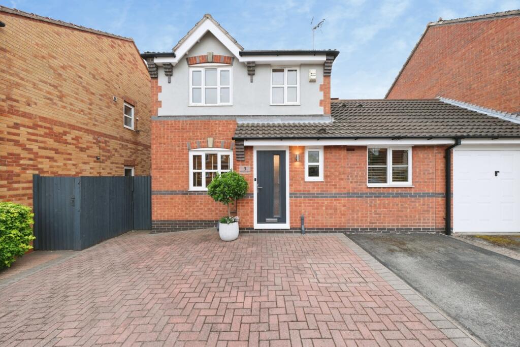 Main image of property: Ashworth Drive, Mansfield Woodhouse, Mansfield, Nottinghamshire, NG19