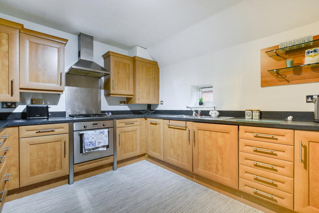 Apartment in Warrington - View 3
