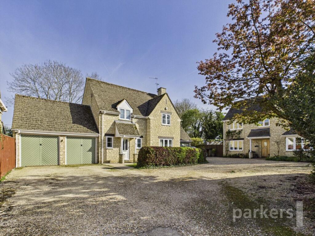 Main image of property: Littlebrook Meadow, Shipton-under-Wychwood, Chipping Norton, OX7