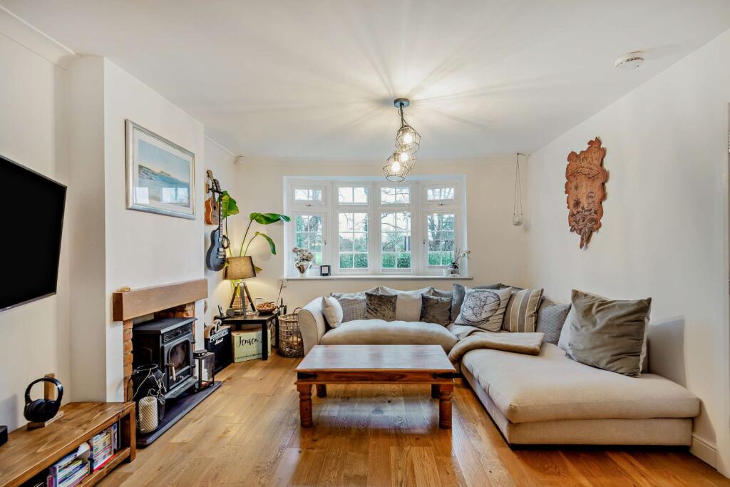 Main image of property: Holyport Road, Holyport, Maidenhead, Berkshire